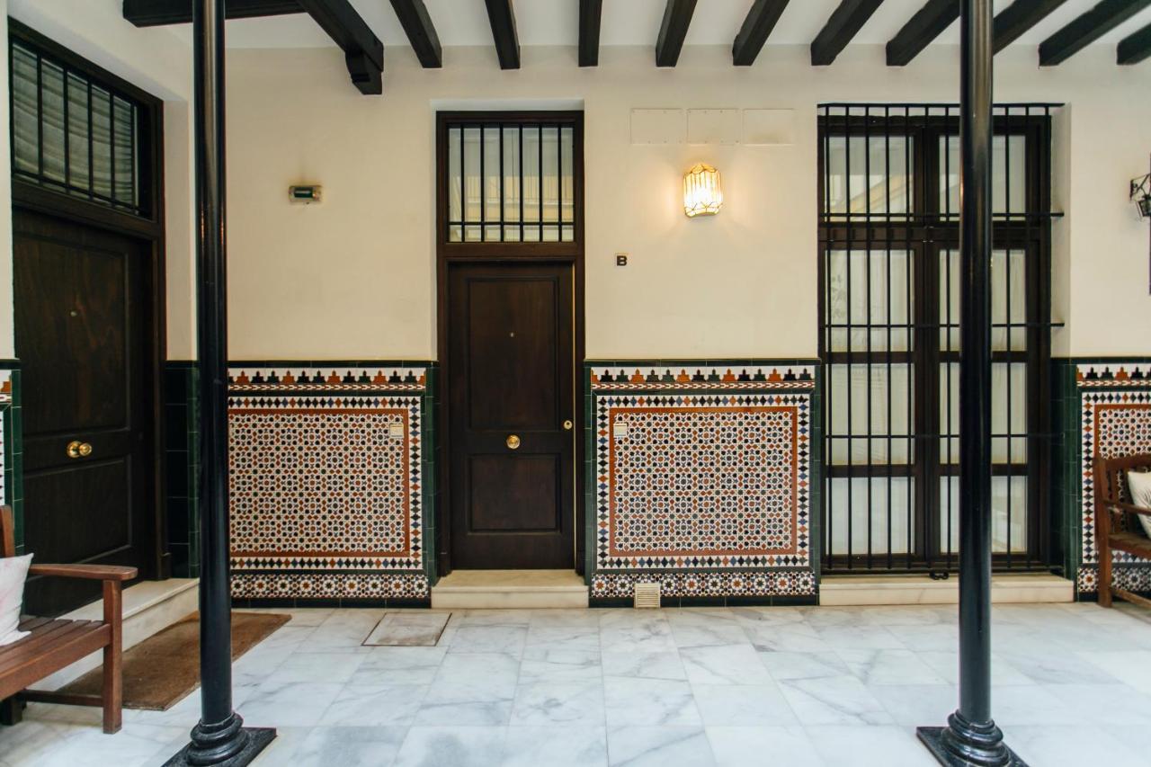 Comfortable Duplex- 1bd 2bth- Dean Miranda Appartement
